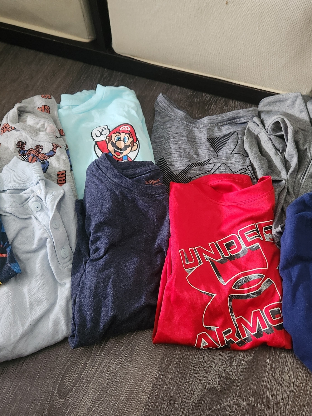 Under Armour Carters Etc Boys Shirts Size 5